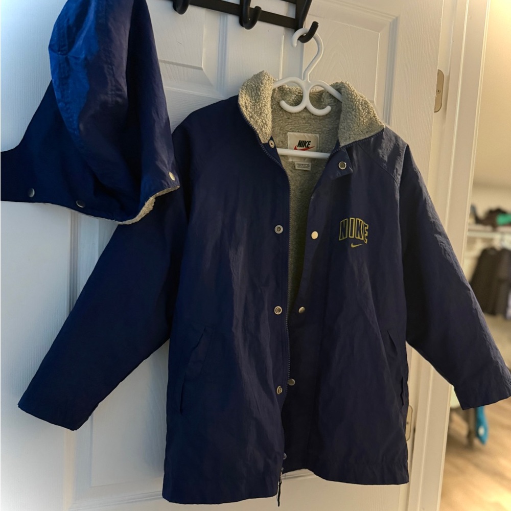 Vintage Nike Navy Raincoat with Hood